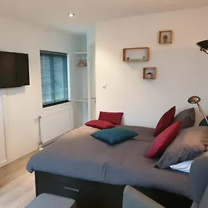 https://sunset-lodge.zandvoort-hotels.com