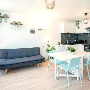 https://charming-central-cityflats.brusselshotelsbook.com