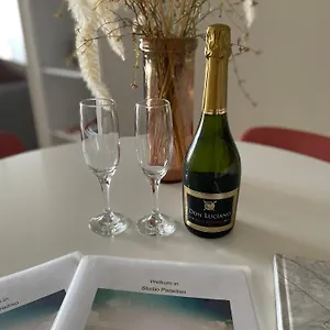 https://studio-paradiso.bruges-hotels.info